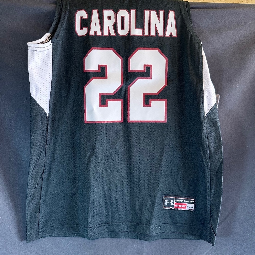 Carolina Basketball Under Armor Jersey #22 Athletics Boys Large NWT